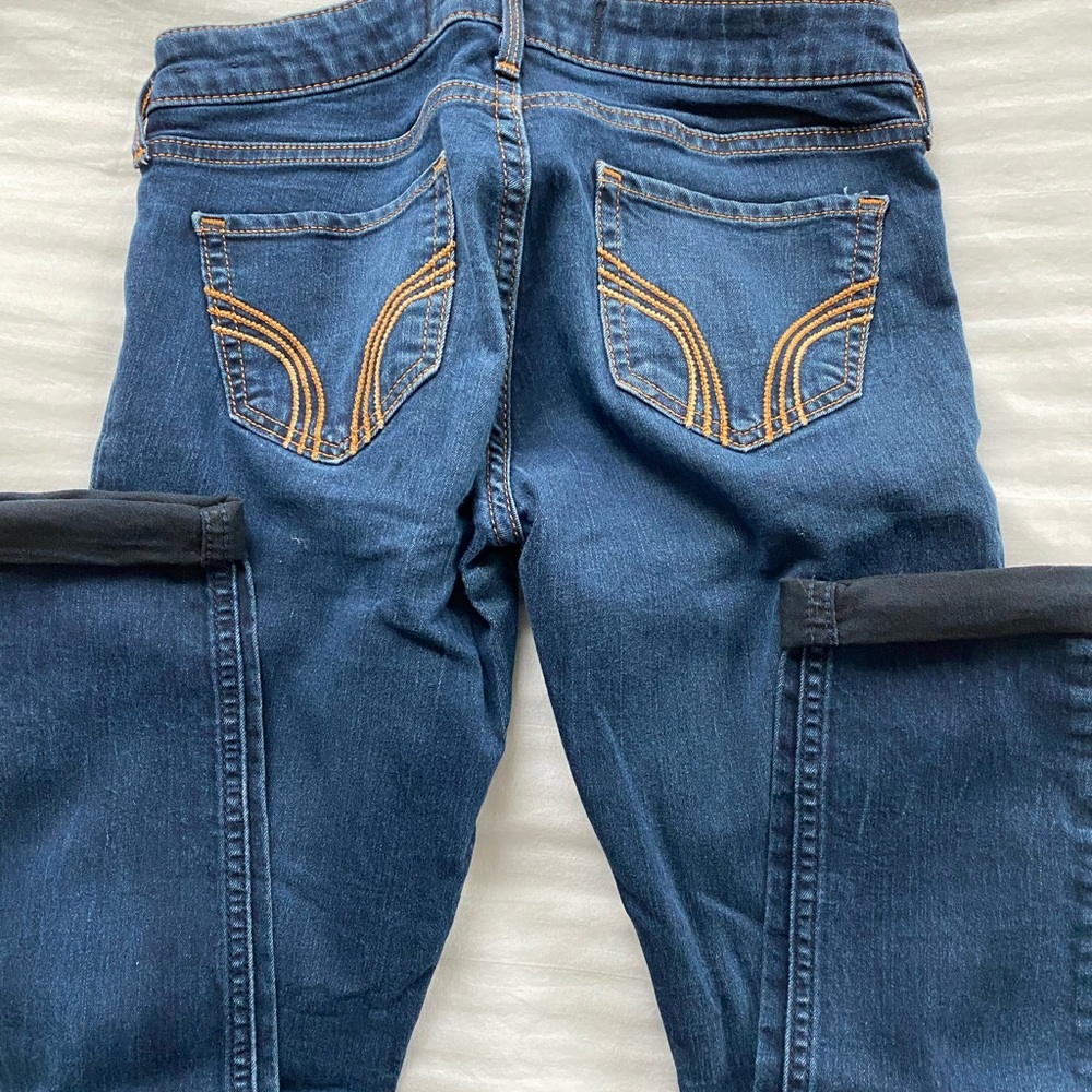 HOLLISTER LOW RISE JEANS - Picture 3 of 3